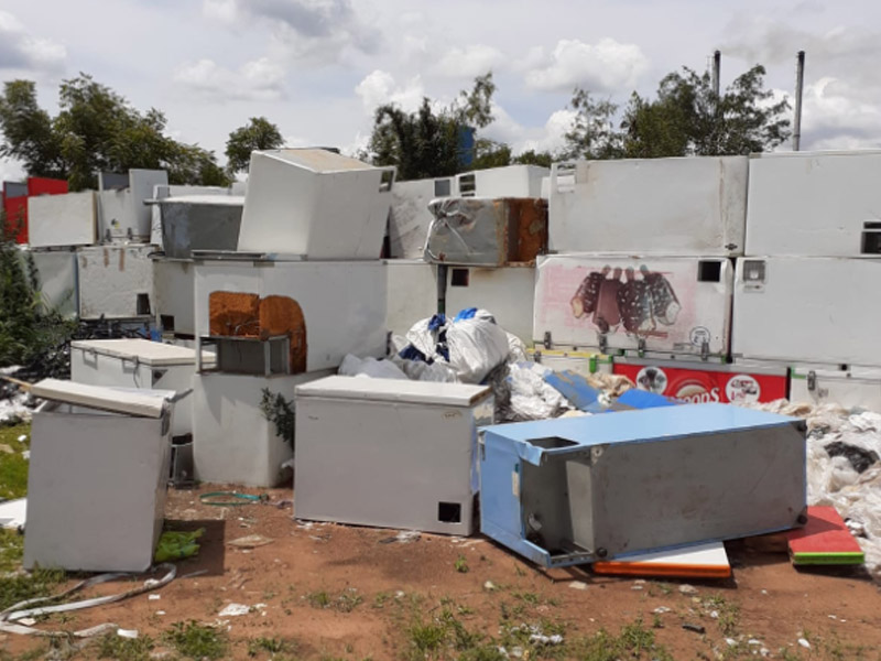 Fridge e waste scrap recycling