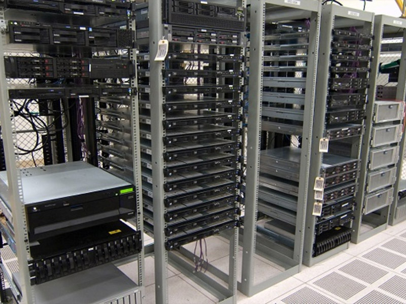 Server Equipments e waste scrap recycling